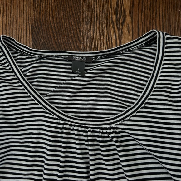 Kenneth Cole women’s top - Picture 3 of 4